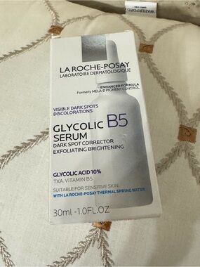 NWT La Roche-Posay Glycolic B5 Serum
